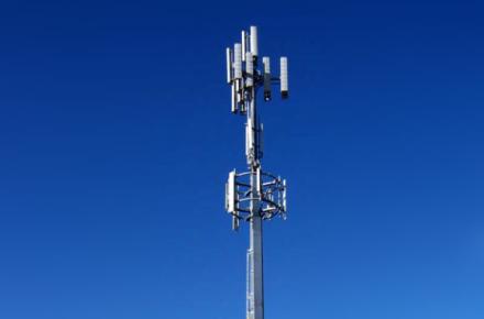 تاثیر امواج ناشی از دکل‌های مخابراتی بر سلامتی شهروندان