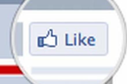 کاربرانی که چشم‌بسته هزاران صفحه در فیس بوک را لایک می‌زنند!