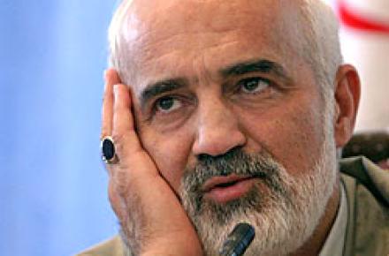 احمد توکلی: نظرات مخاطبان دلیل فیلتر شدن سایت "الف" بود 