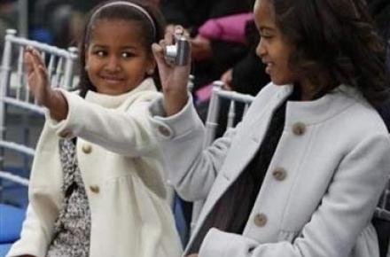 ممنوعیت‎ حضور دختران "اوباما" در فیس بوک