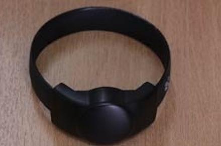 دستبندهای الکترونیکی جایگزین زندان‎ها‎ در ایران 