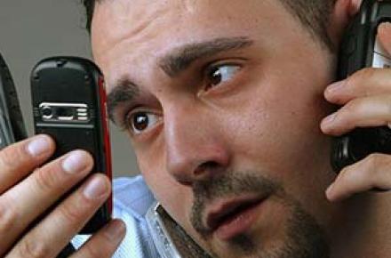 سه میلیارد دقیقه در روز؛ میانگین مکالمه‌ی مردم ایران با تلفن‌همراه 