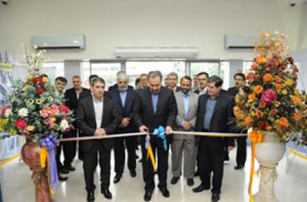 اولین شعبه‌ی تمام الکترونیک شبکه‌ی بانکی کشور افتتاح شد  