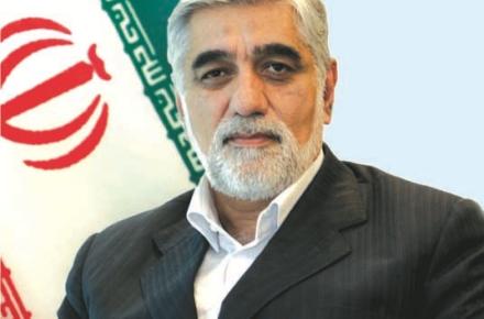 عضو هیات‌ مدیره‌ی انجمن روابط‌ عمومی: جهان در حال ورود به جامعه‌ی ابراطلاعاتی است