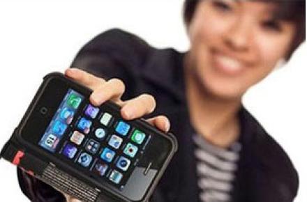 گوشی‌های آی فون مجهز به گاز فلفل مخصوص زنان + عکس