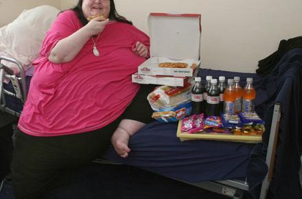 خرید اینترنتی لباس تنها کار چاق‌ترین زن انگلیس + تصویر