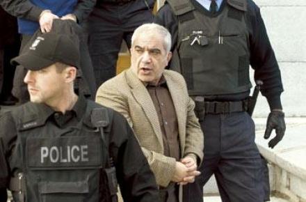 قتل سه دختر نوجوان به اتهام شرکت در پارتی های شبانه و استفاده از اینترنت + عکس 