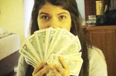 خشم مردم ونزوئلا از انتشار تصاویر دختر «هوگو چاوز» در اینترنت + عکس