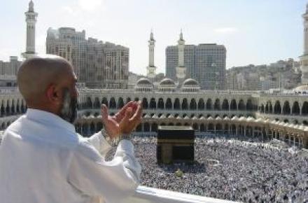 برقراری 19 میلیون دقیقه مکالمه برای زائران ایرانی بیت الله الحرام 