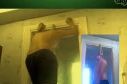 خودکشی یک جوان در برابر دیدگان شگفت زده‎ی کاربران اسکایپ (+عکس) 