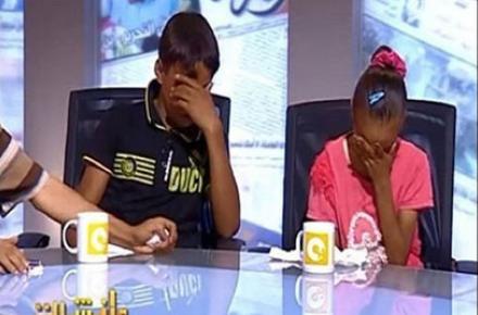 پیامک مرگ در یک برنامه زنده تلویزیونی! +عکس