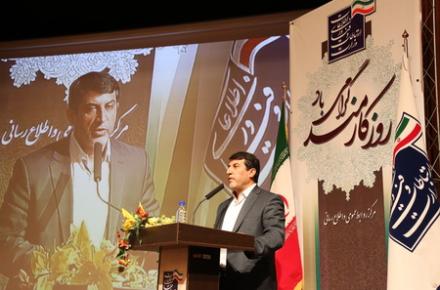 برای توسعه ICT در کشور باید تمام موانع موجود را رفع کرد