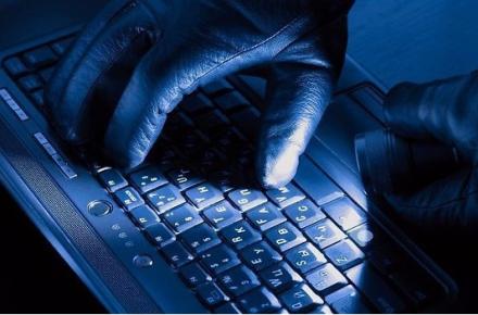 سوء استفاده‌ تبهکار ‌اینترنتی‌ از عکس‌ دختری جوان!