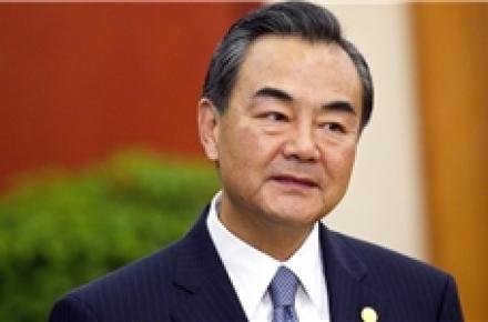 وزیر خارجه چین لوزان را ترک کرد