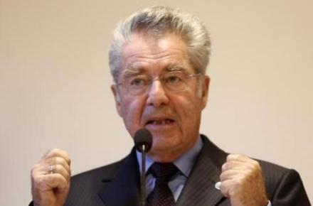 گزارش فیسبوکی رئیس جمهور اتریش درباره سفرش به تهران