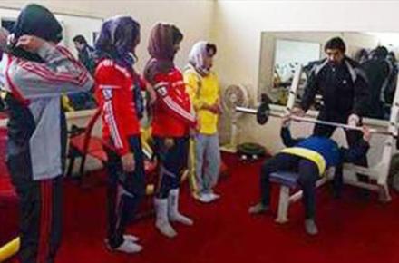 تصویر/ باشگاه بدنسازی مختلط در تهران!