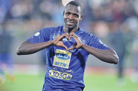 دیاباته برای مصدومیتش سند رو کرد!(+عکس)