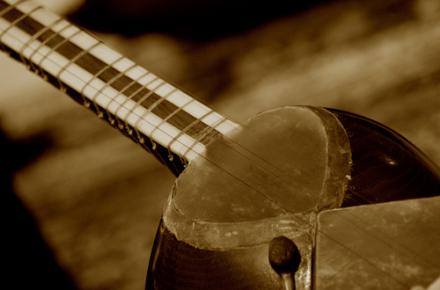 رونمایی از کتاب و فیلم مستند راز ساز