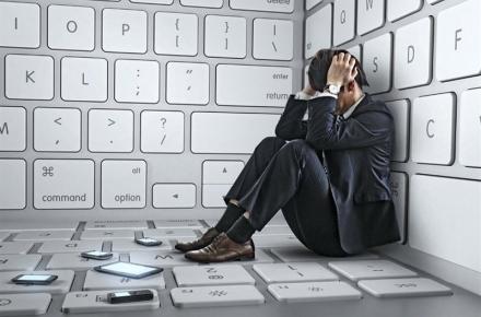 آگهی فروش حشیش و شیشه در فضای مجازی! 