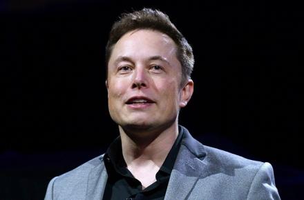 ایلان ماسک به نقص در خودرو های شرکتش اعتراف کرد
