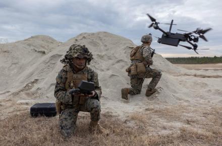 برنامه‌ریزی آمریکا برای استفاده از ربات‌های قاتل تحت کنترل هوش مصنوعی