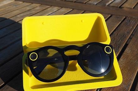 تجهیز عینک‌های آفتابی به دوربین دوگانه