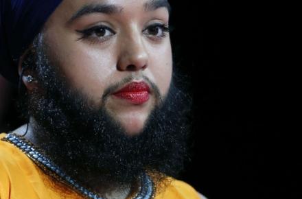 ریش 15 سانتی دختر بریتانیایی در گینس ثبت شد (+عکس)