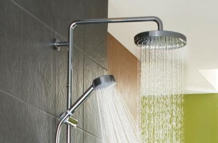 بهترین زمان برای دوش گرفتن، صبح یا شب؟