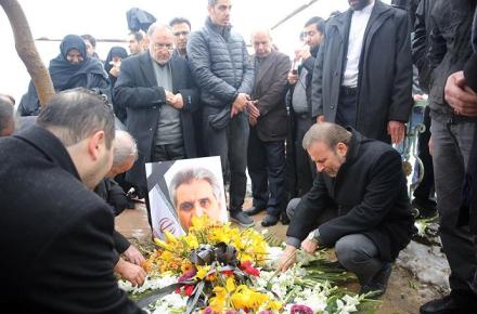 قائم مقام وزیر ارتباطات در امور بین الملل در خاک آرام گرفت