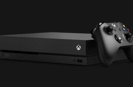 پسر بچه 9 ساله‌ی خیر از مایکروسافت هدیه گرفت