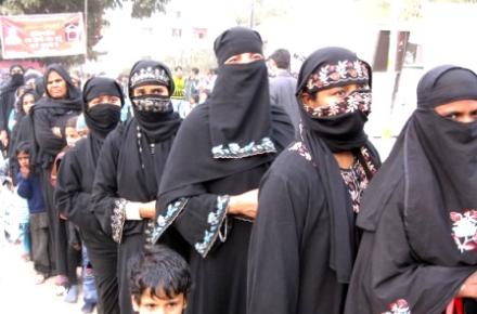 طلاق پیامکی بلای جان مسلمانان هند 
