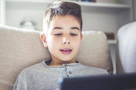 افزایش خشونت کودکان در مواجهه با محتواهای غیراخلاقی شبکه‌های اجتماعی