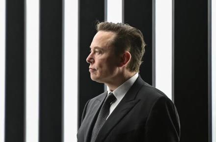 ماسک: باید موشک‌ها را به فضا پرتاب کنیم، نه به سوی یکدیگر