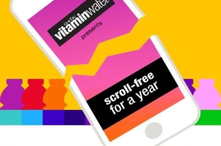 جایزه‌ی 100 هزار دلاری برای یک سال بدون گوشی بودن!