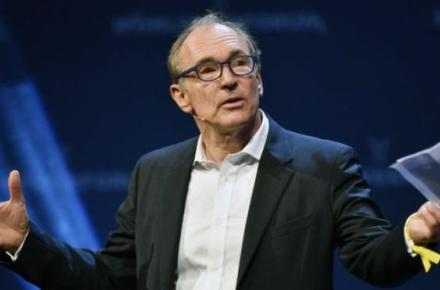 تلاش خالق وب جهانی برای مبارزه با اخبار جعلی