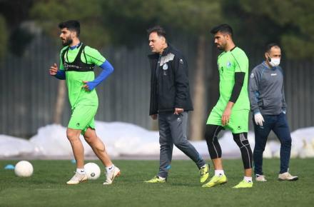 مربی استقلال: خودمان هم نمی‌دانیم چه کار کنیم