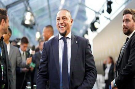 تصویری لو رفته از سیگار کشیدن دو اسطوره فوتبال در رختکن ورزشگاه