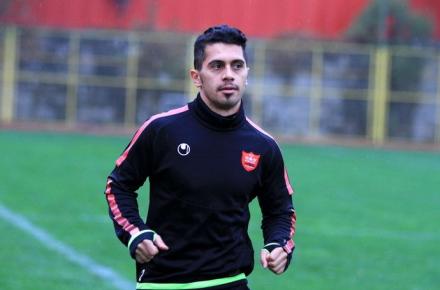 پست امید عالیشاه پس از تمدید قرارداد با پرسپولیس