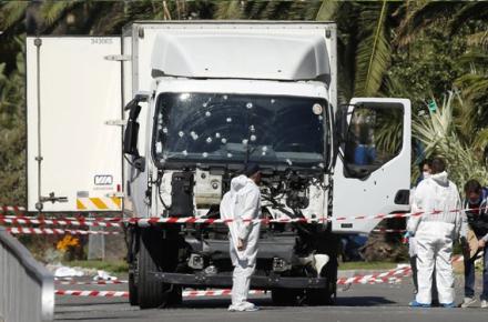 آخرین پیامک تررویست نیس فرانسه چه بود؟