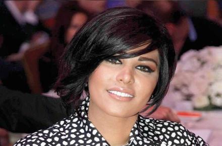 توئیت هنرمند زن کویتی: عرب‌ها بدون حساب و کتاب به بهشت می‌روند!