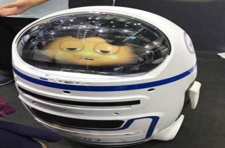 رباتی که کارمند نمایشگاه چین را کتک زد!