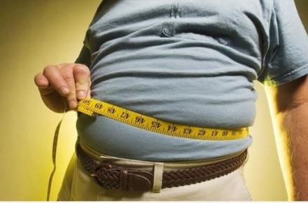 این هفت میوه‌ باعث از بین رفتن چربی دور شکم می‌شوند