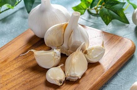 این سبزی بد بو را بخورید تا سالم بمانید