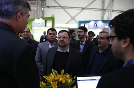 فعالیت صنوف نوپای فضای مجازی قانونمند می شود