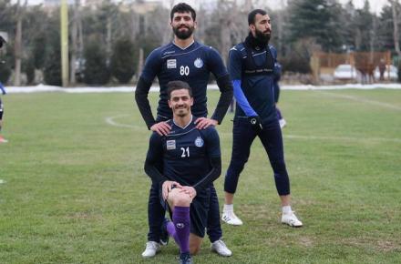 هیچ بلایی نیست که سر استقلال نیامده باشد!