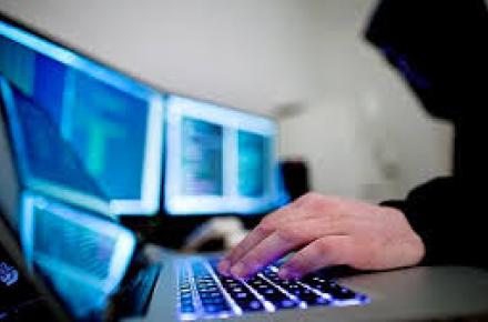 دستگیری عامل اغفال اینترنتی بانوان با پوشش دکتر سرمایه‌دار