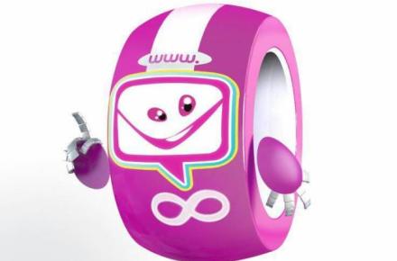 استفاده از امکانات نسل‌های نوین شبکه‌ی موبایل با دِکا بی‌نهایت رایتل