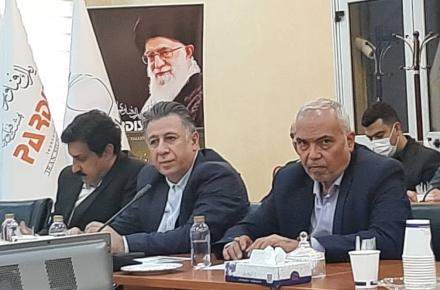 بررسی نقش توسعه نوآوری و فناوری شرکت‌های بزرگ و متوسط در رشد سریع اقتصادی