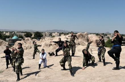 نینجاهای زن تهرانی در قلعه دوران ساسانی (+تصاویر)