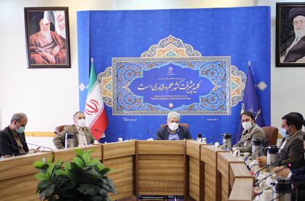 سورنا ستاری